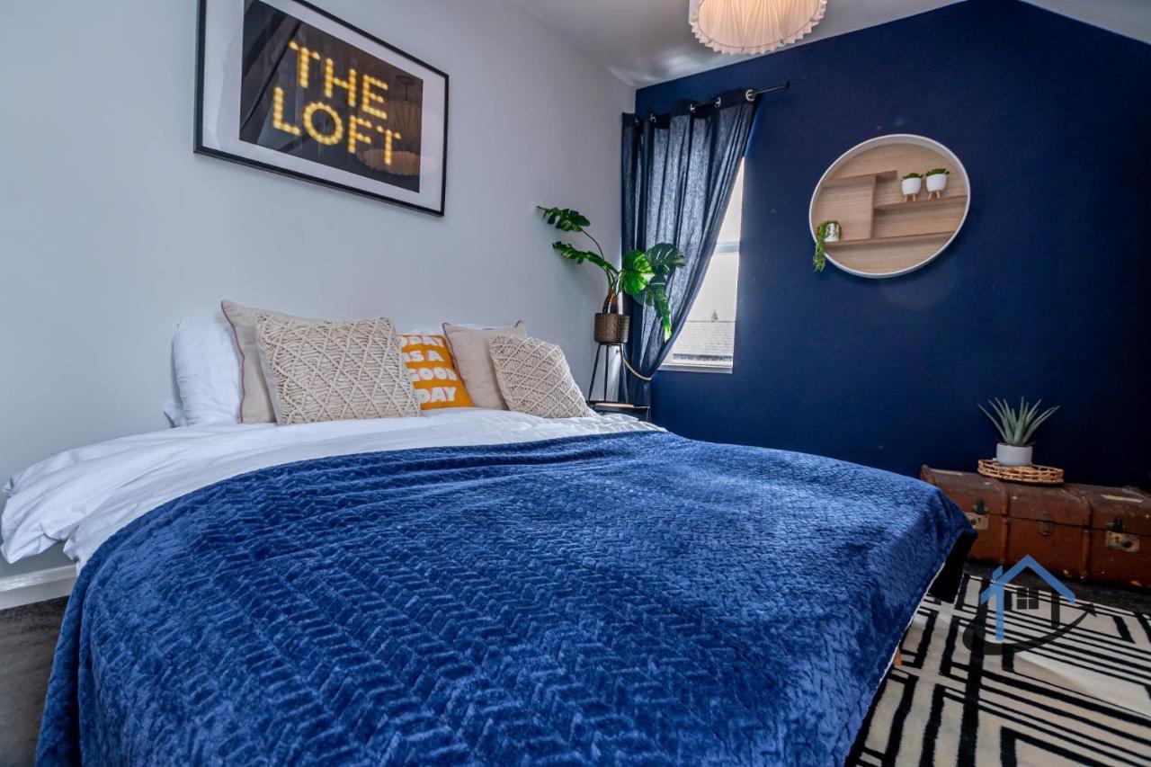 Flat 5, Super King Bed, Free Parking, Workspace, Free Wi-Fi Nottingham Esterno foto